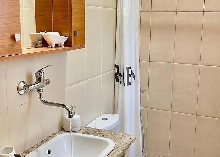 Garden House By Dreams *